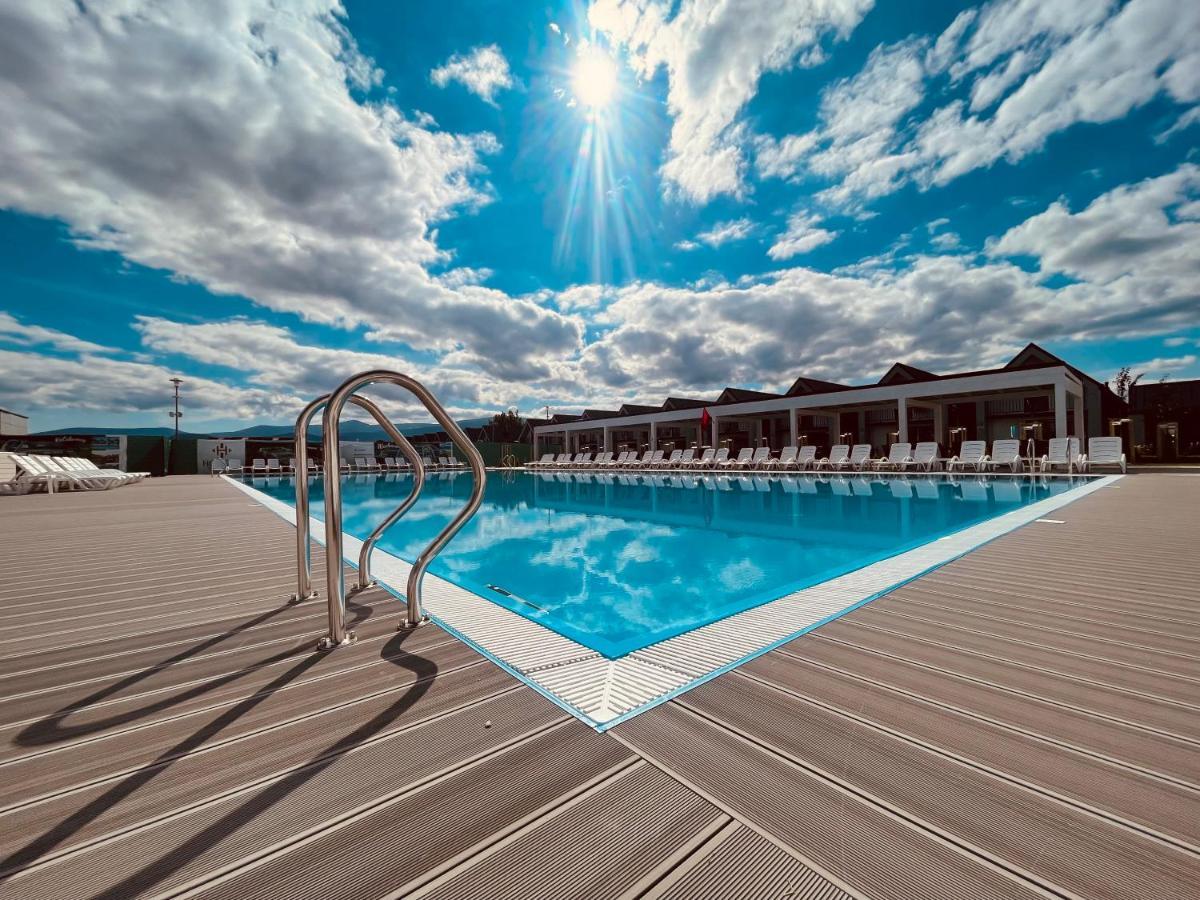 Holiday Park & Resort Cieplice Zdroj Jelenia Góra Eksteriør billede